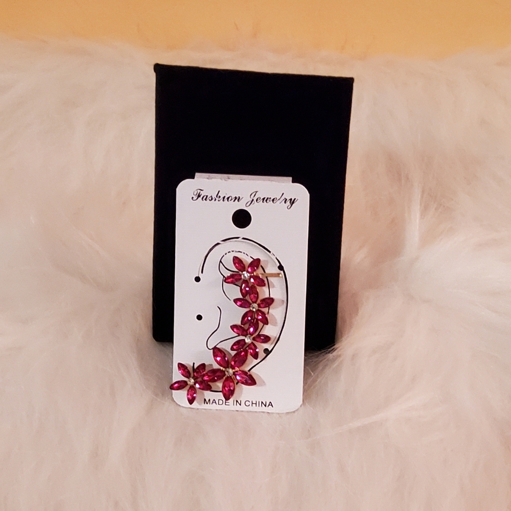 FLOWER PINK CRYSTAL STONES ONE EAR EARRING PINK/GOLD